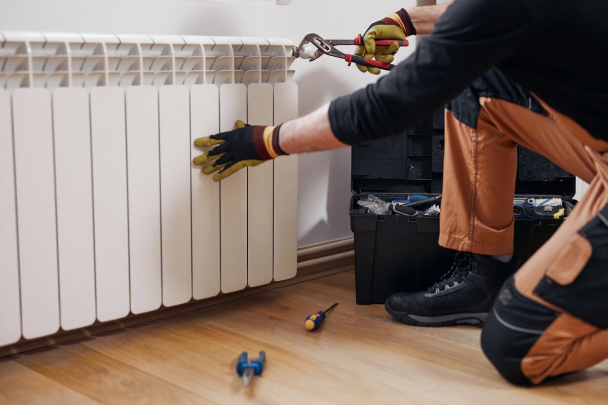What Sets a Reliable HVAC Contractor in Loudoun County Apart During Winter